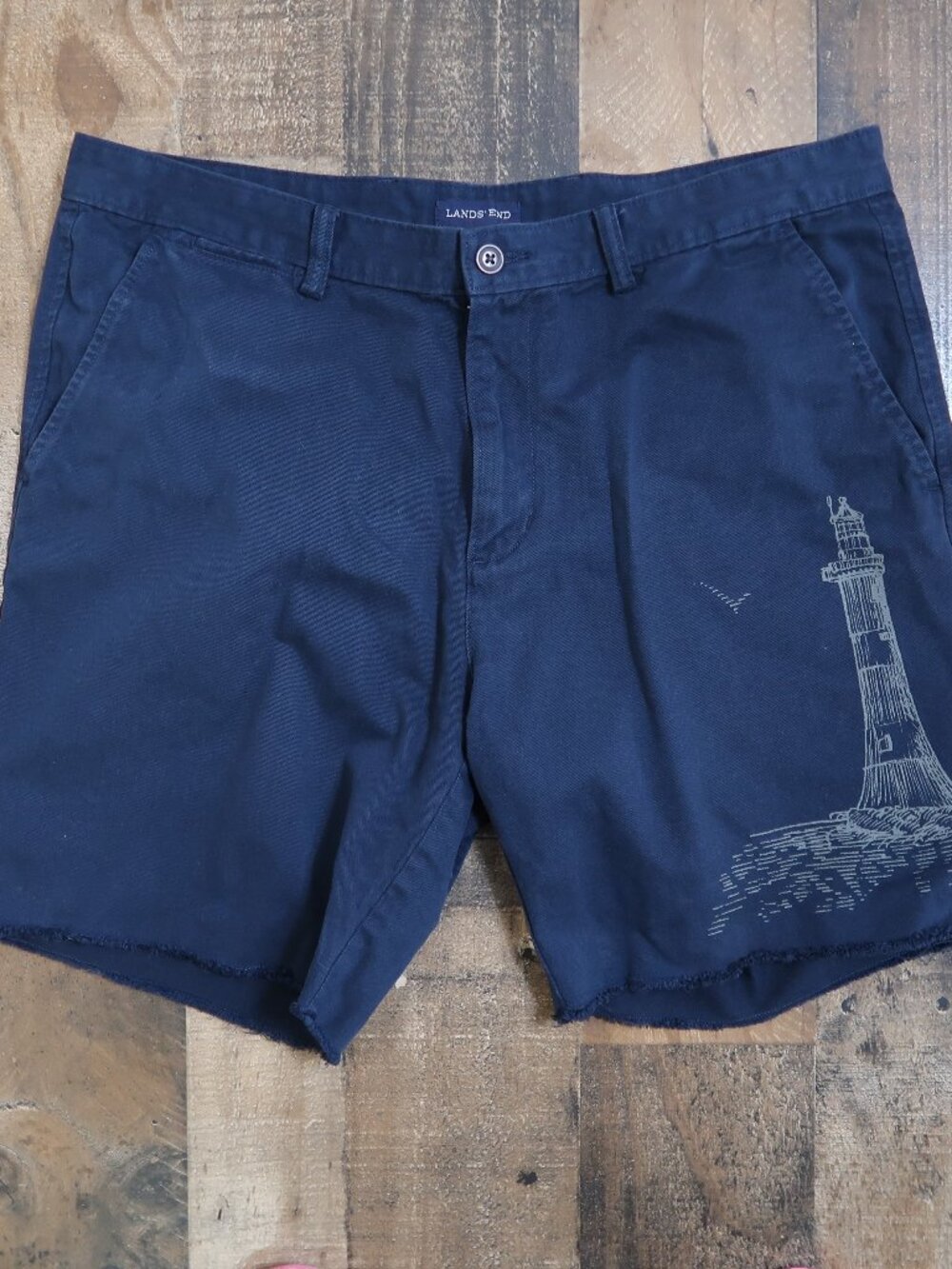 Lands' End Mens Size 38 Blue Shorts Lighthouse Graphics Raw Hem Cut Off
